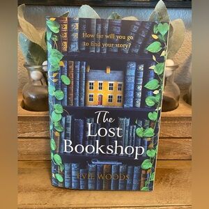 The Last Bookshop Paperback book